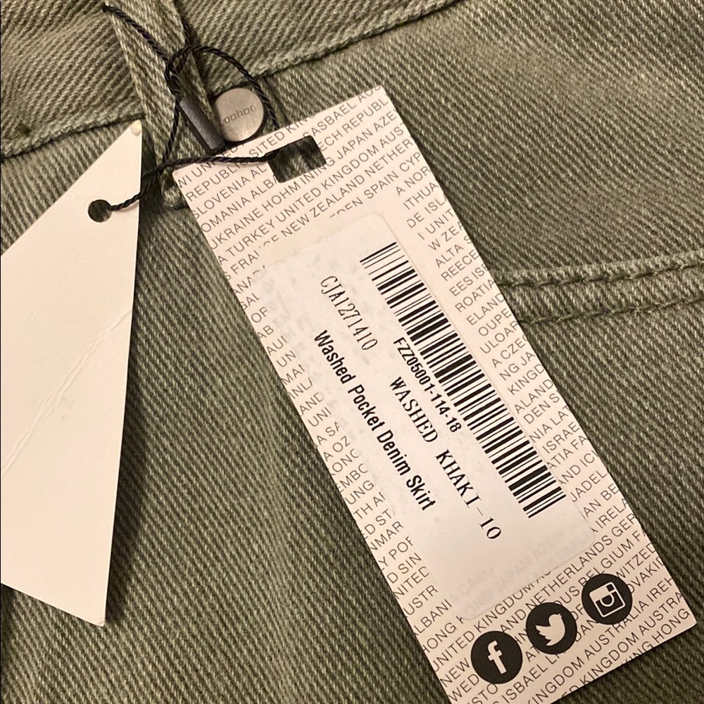 Boohoo Green Mini Raw Edge Hem Cargo Skirt for Casual Wear. Size 12 - Picture 7 of 10